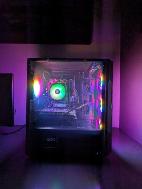 Komputer do gier 16GB RAM GTX 1660 Super Ryzen 5 SSD obudowa LED