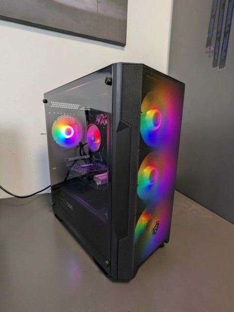 Komputer do gier 16GB RAM GTX 1660 Super Ryzen 5 SSD obudowa LED
