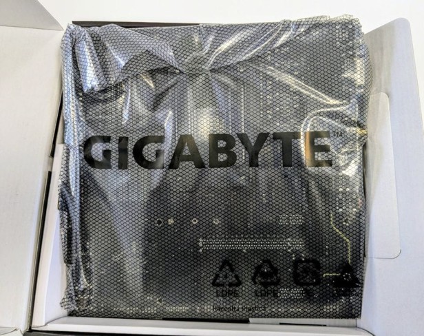 Płyta główna GIGABYTE A520M DS3H AC  socket AM4 WiFi, Bluetooth